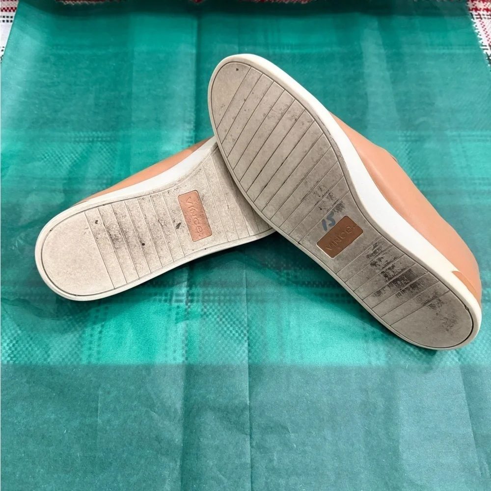 Vince leather slip-on sneaker